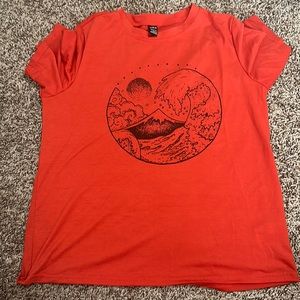 Red graphic tshirt